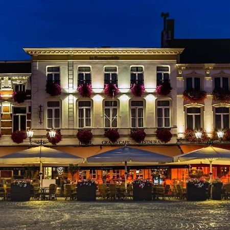 Grand Cafe Hotel De Bourgondier Bergen op Zoom Exterior foto