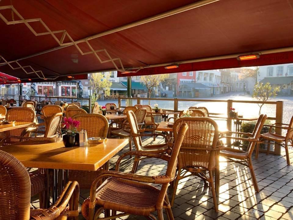 Grand Cafe Hotel De Bourgondier Bergen op Zoom Exterior foto